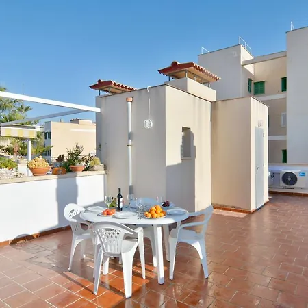 Townhouse 200mts From The Sea Up To 6 Guests *